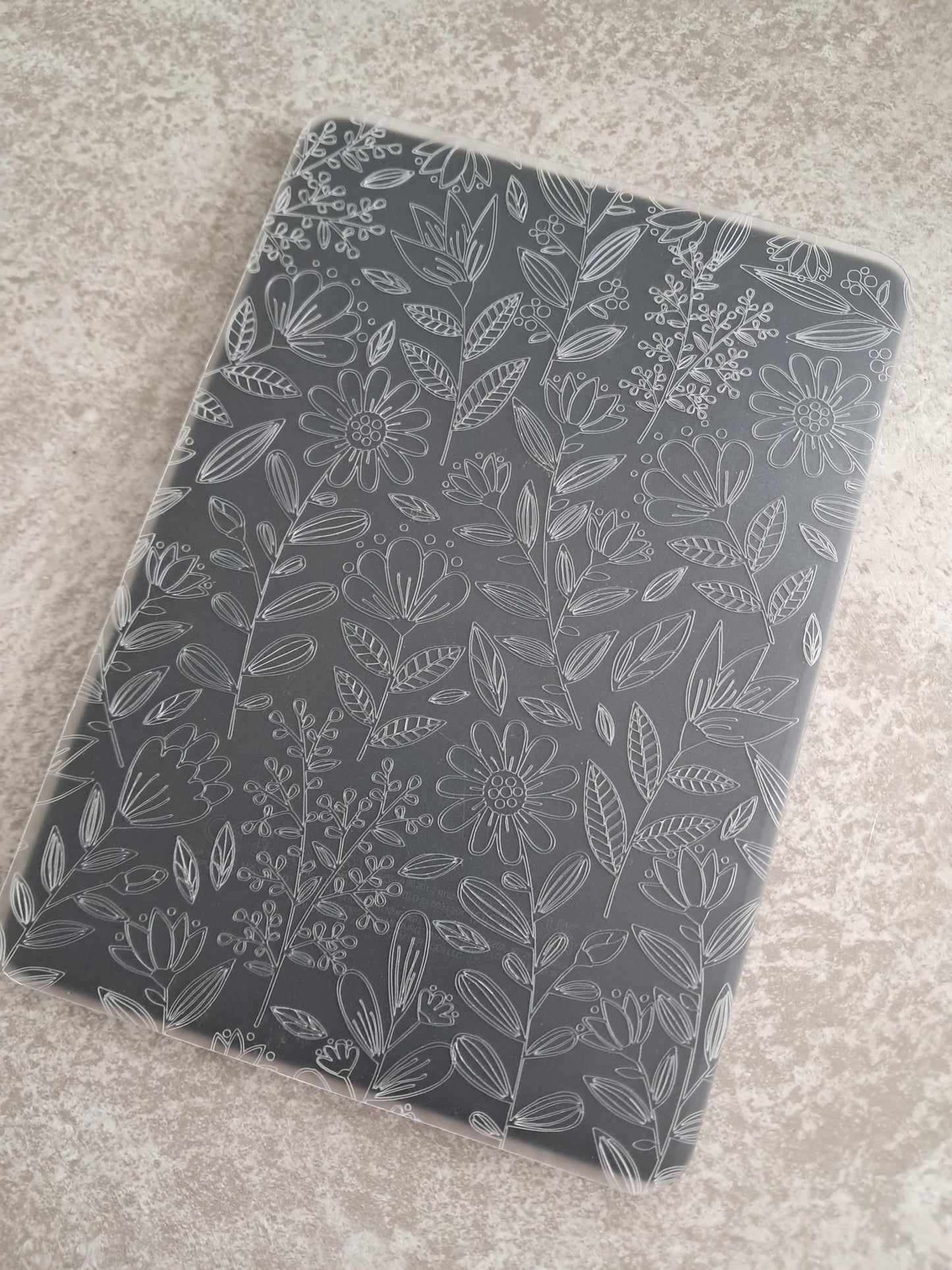Engraved Kindle Case Insert Flowers | Reader Gifts | Bookish | roses | Decor | Kindle Stickers | Booktok | roses | floral design | Romance