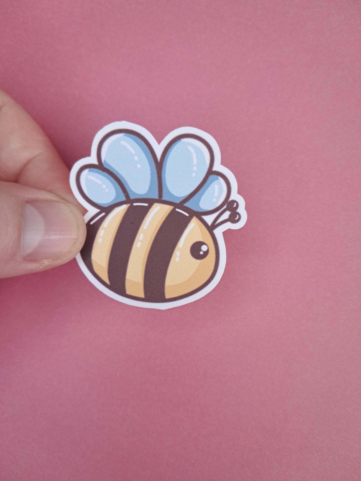 Cute kawaii busy bee summer Reading Sticker Die cut Decal planner vinyl sticker | Kindle | Laptop | Book | Water Bottle | Bookish | Phone